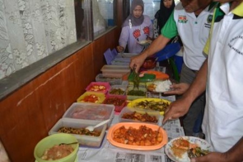 Makan Bersama